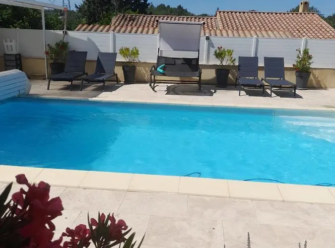 Studio sympa meublé avec parking privé